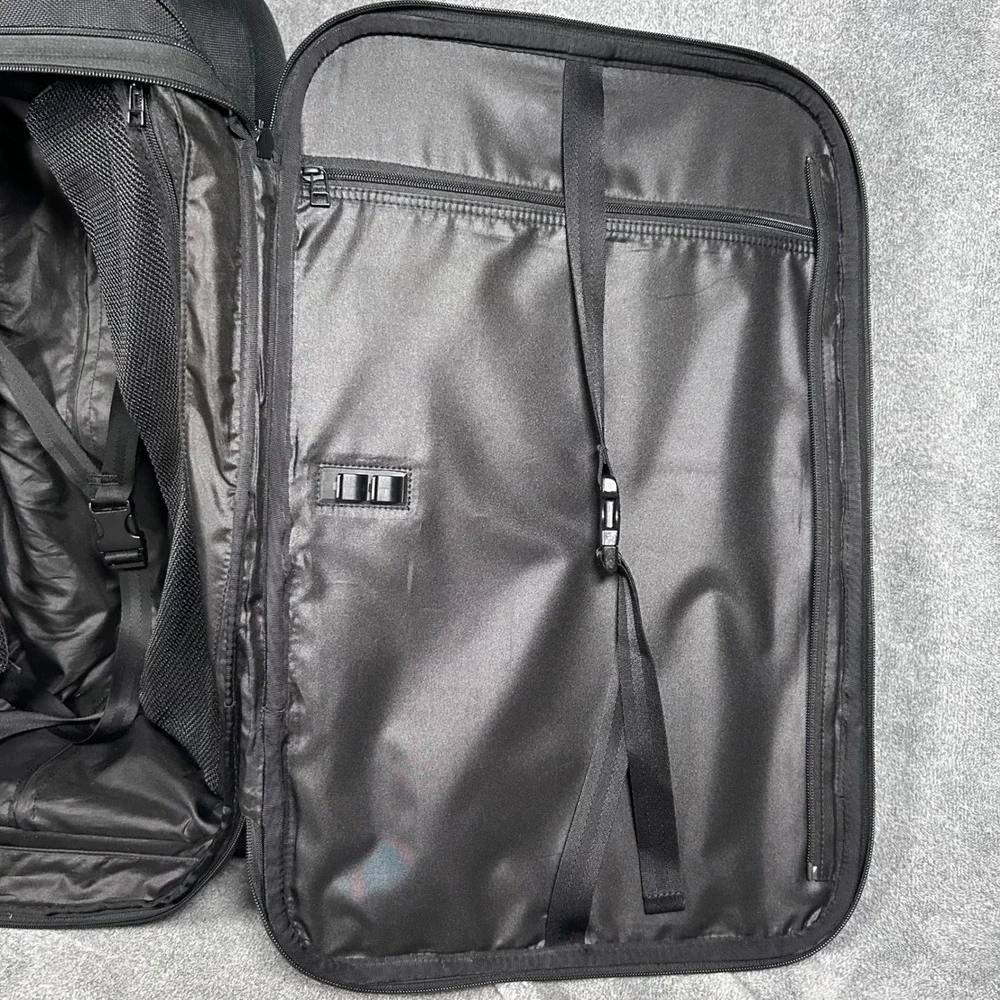 Tumi T-Tech 22